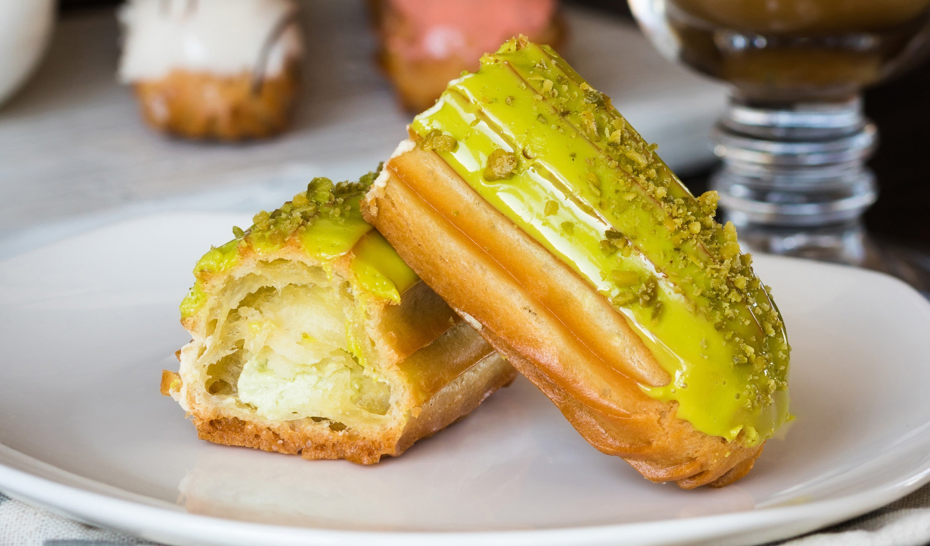 Pistachio Eclair