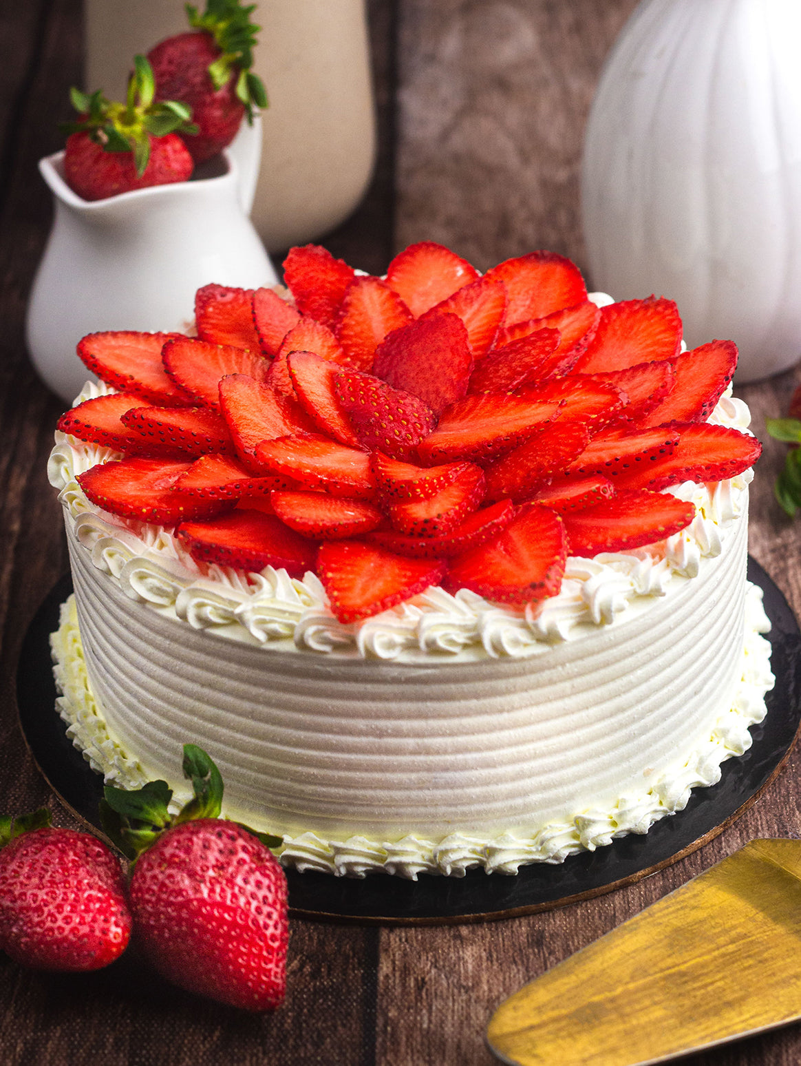 Fresh Strawberry Cream Cake (Seasonal)